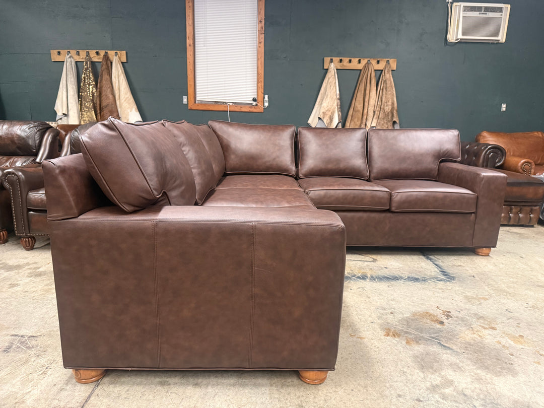 Lyle Sectional